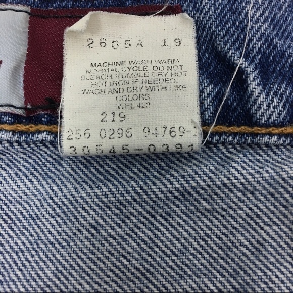 LEVI’S Vintage 545 Jean Shorts Denim Jorts Loose Fit Relaxed Medium Wash Size 40 - Picture 7 of 15